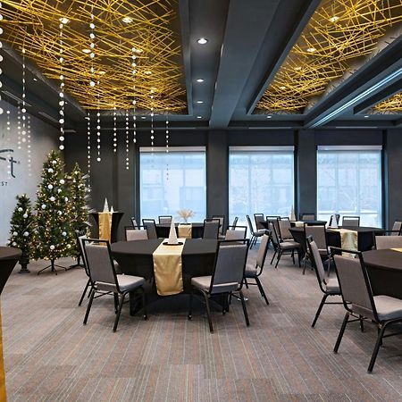 Отель Aloft Austin Southwest Экстерьер фото