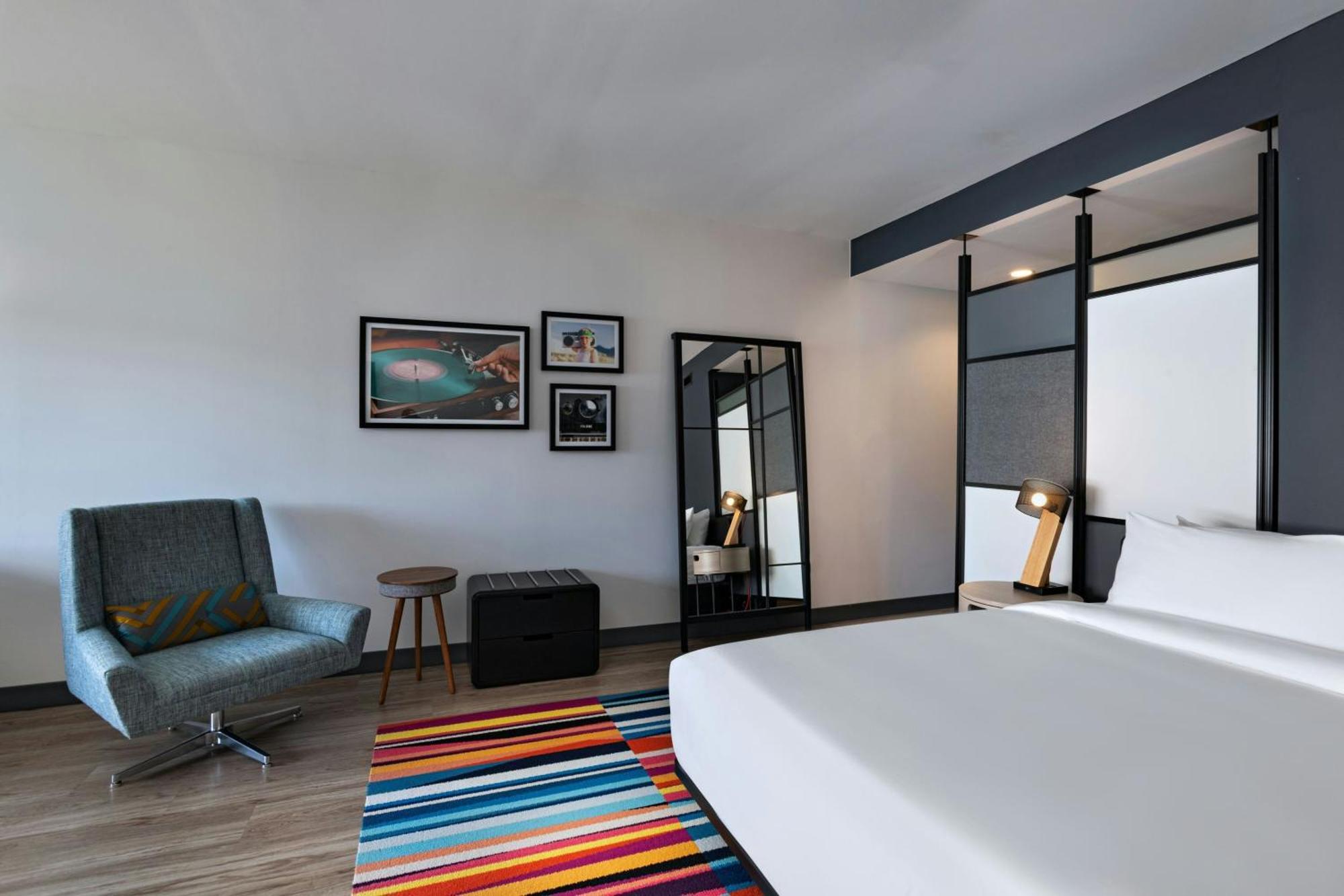 Отель Aloft Austin Southwest Экстерьер фото